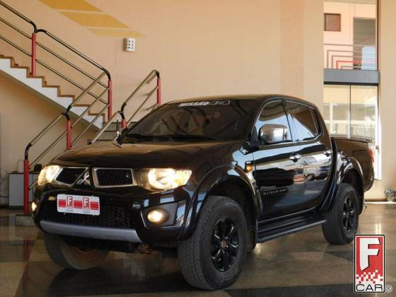 MITSUBISHI L200 TRITON 3.5 HPE 4X4 CD V6 24V FLEX 4P AUTOMÁTICO MITSUBISHI L200 TRITON 3.5 HPE 4X4 CD V6 24V FLEX 4P AUTOMÁTICO